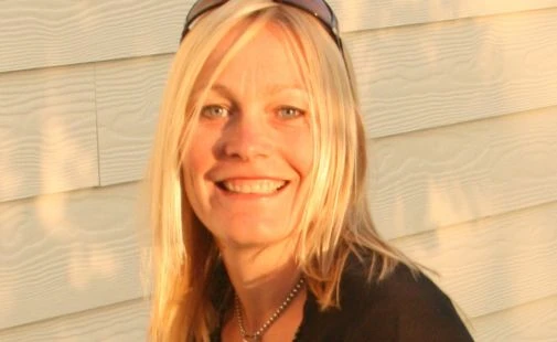 Dawnie website photo.